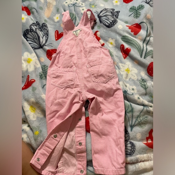 EUC Vintage Oshkosh B’Gosh Pink Seersucker Heart Overalls - Picture 3 of 5